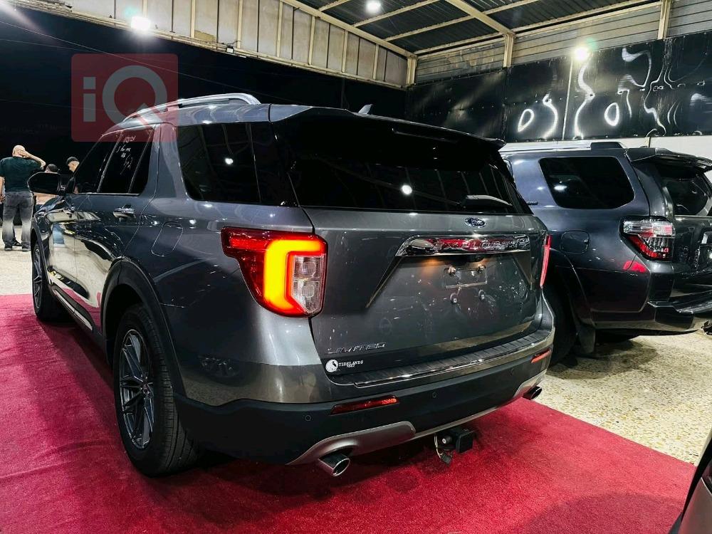 Ford Explorer